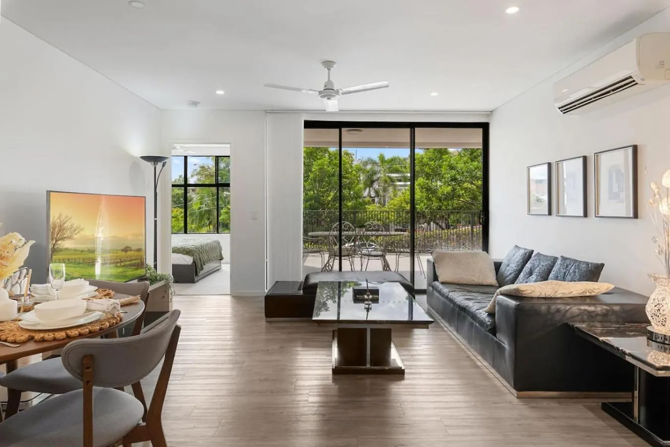 Perfect Spot Near Cbd N Uq Spacious 2Beds Apt contacts