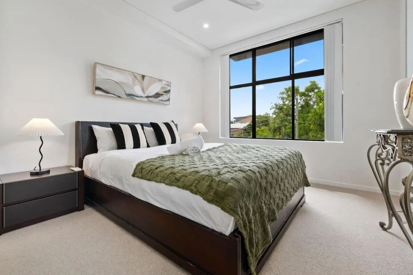 Perfect Spot Near Cbd N Uq Spacious 2Beds Apt Brisbane 0*,  Australia