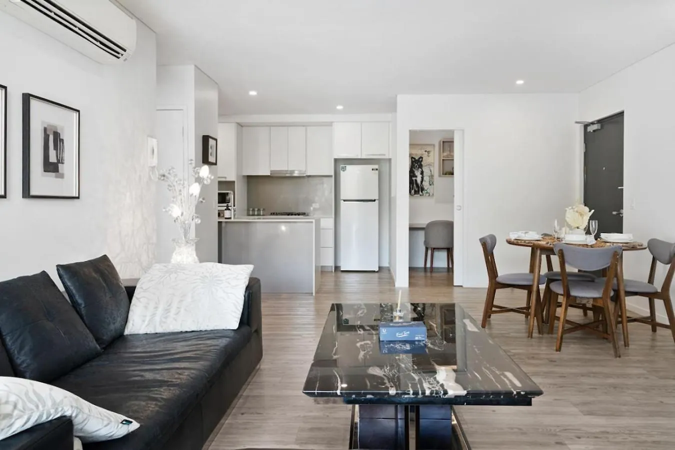 Perfect Spot Near Cbd N Uq Spacious 2Beds Apt Brisbane Apartment