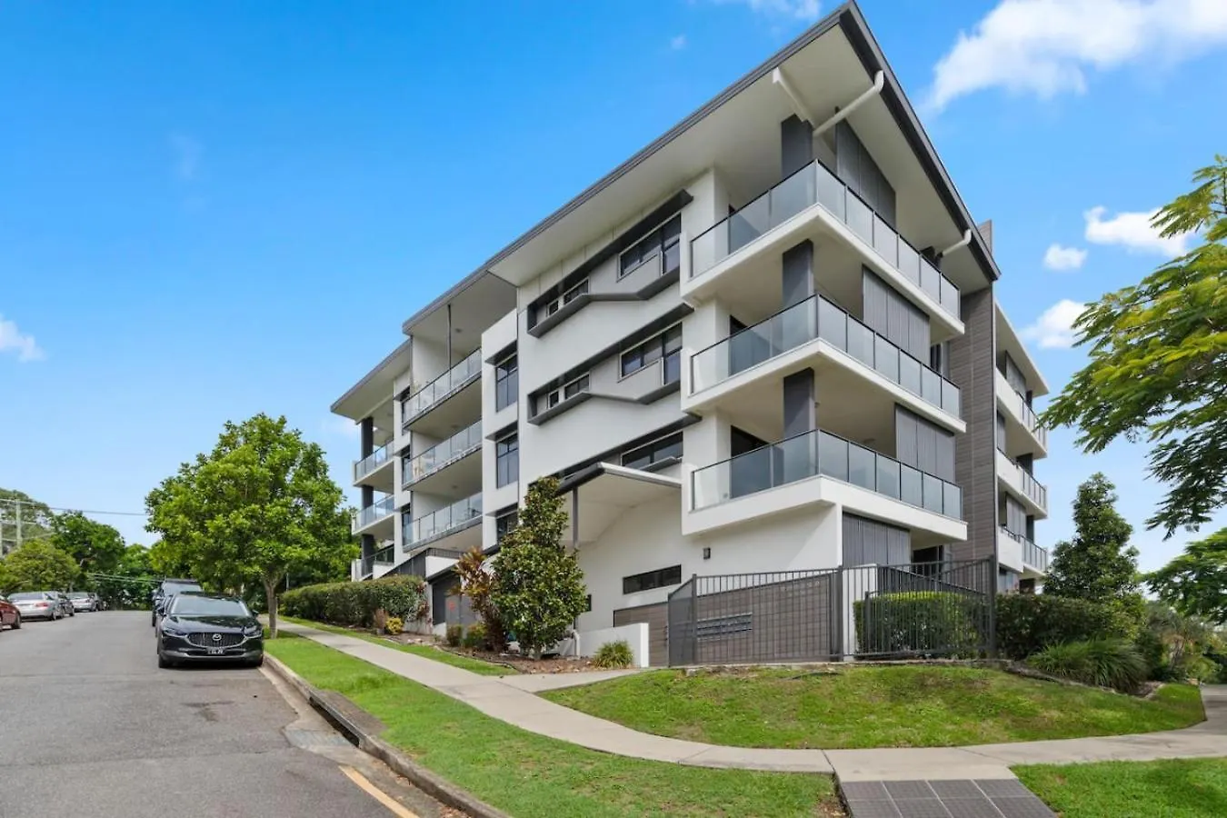 Perfect Spot Near Cbd N Uq Spacious 2Beds Apt Brisbane Apartment